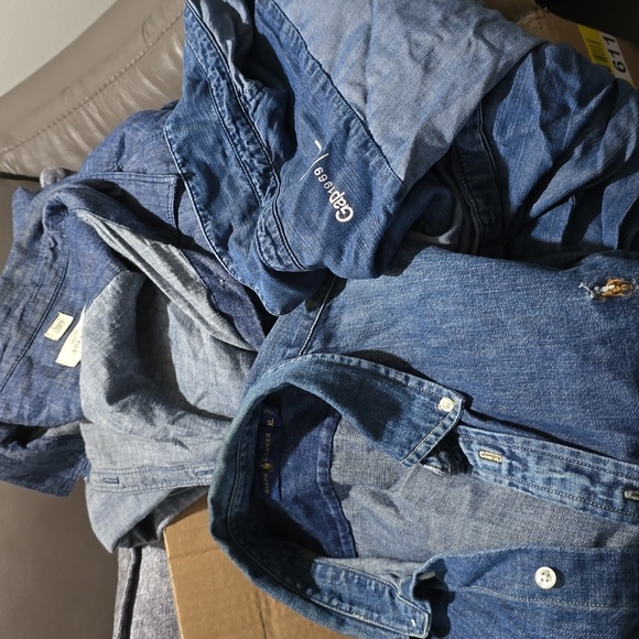 3 Chambray Shirts all XL. 1. Polo 1 Gap 1 Loft - Picture 2 of 3